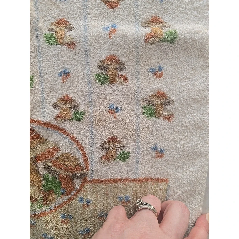 Lot of 3 Vtg MCM 100% Cotton Fringe Soft Absorbent Bathroom Kitchen‎ Hand Towels